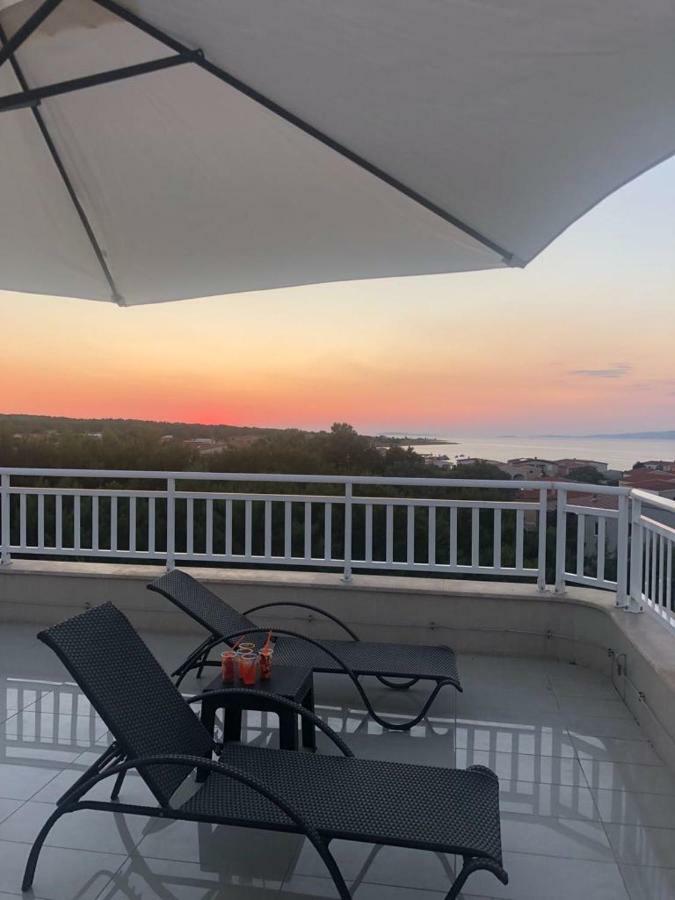 Apartments Malina Vir Εξωτερικό φωτογραφία